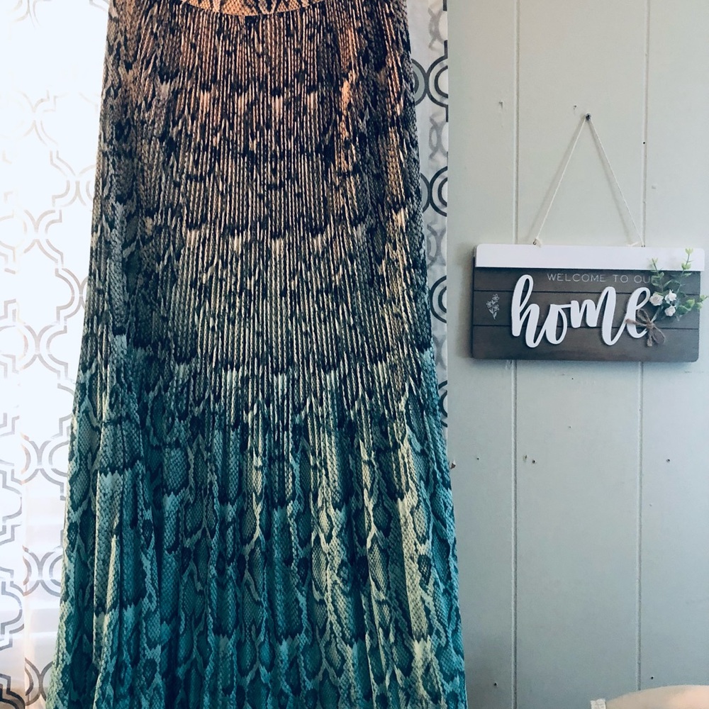 ~COMING SOON~ - Picture 4 of 5